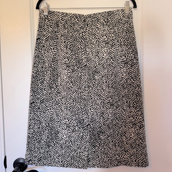 Lands' End Black and White Pencil Knit Skirt Size 10 - Picture 2 of 6